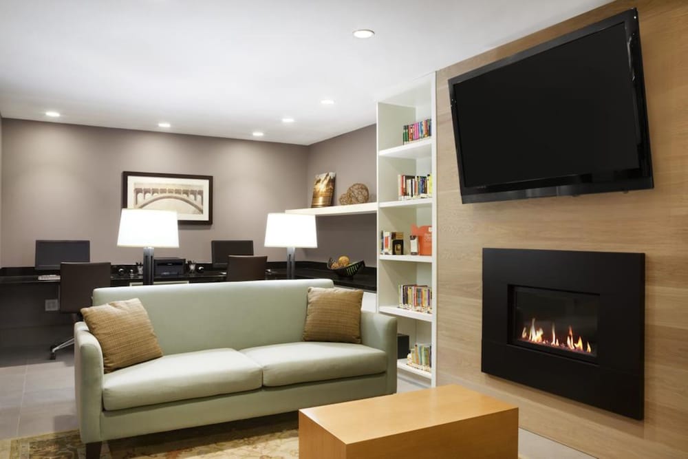 Country Inn & Suites By Radisson Clarksville TN 31/36
