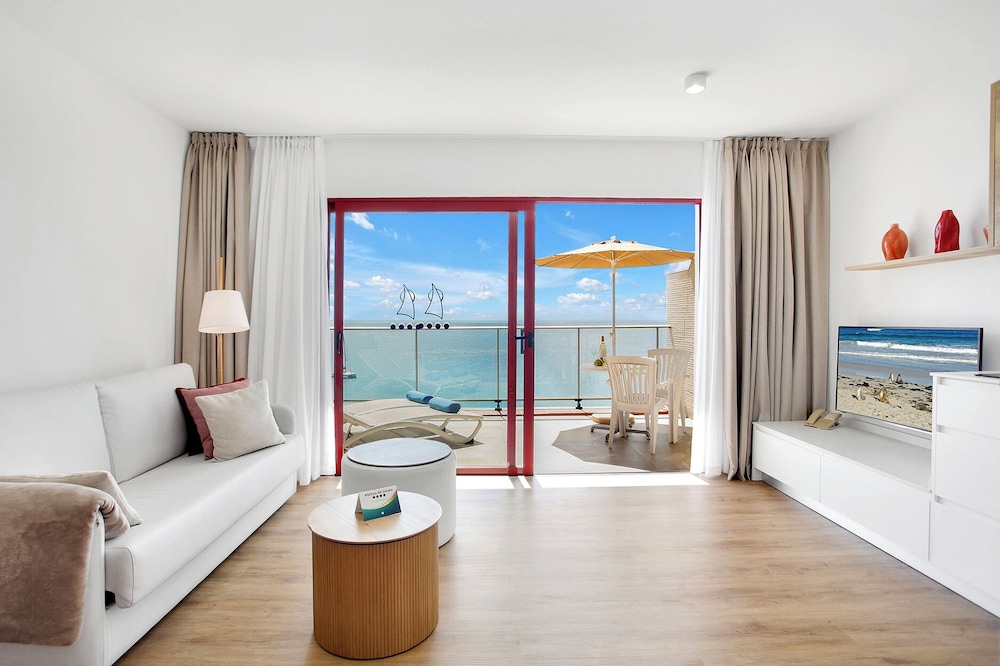 Apartamentos Atalaya de Jandía by LIVVO 12/50