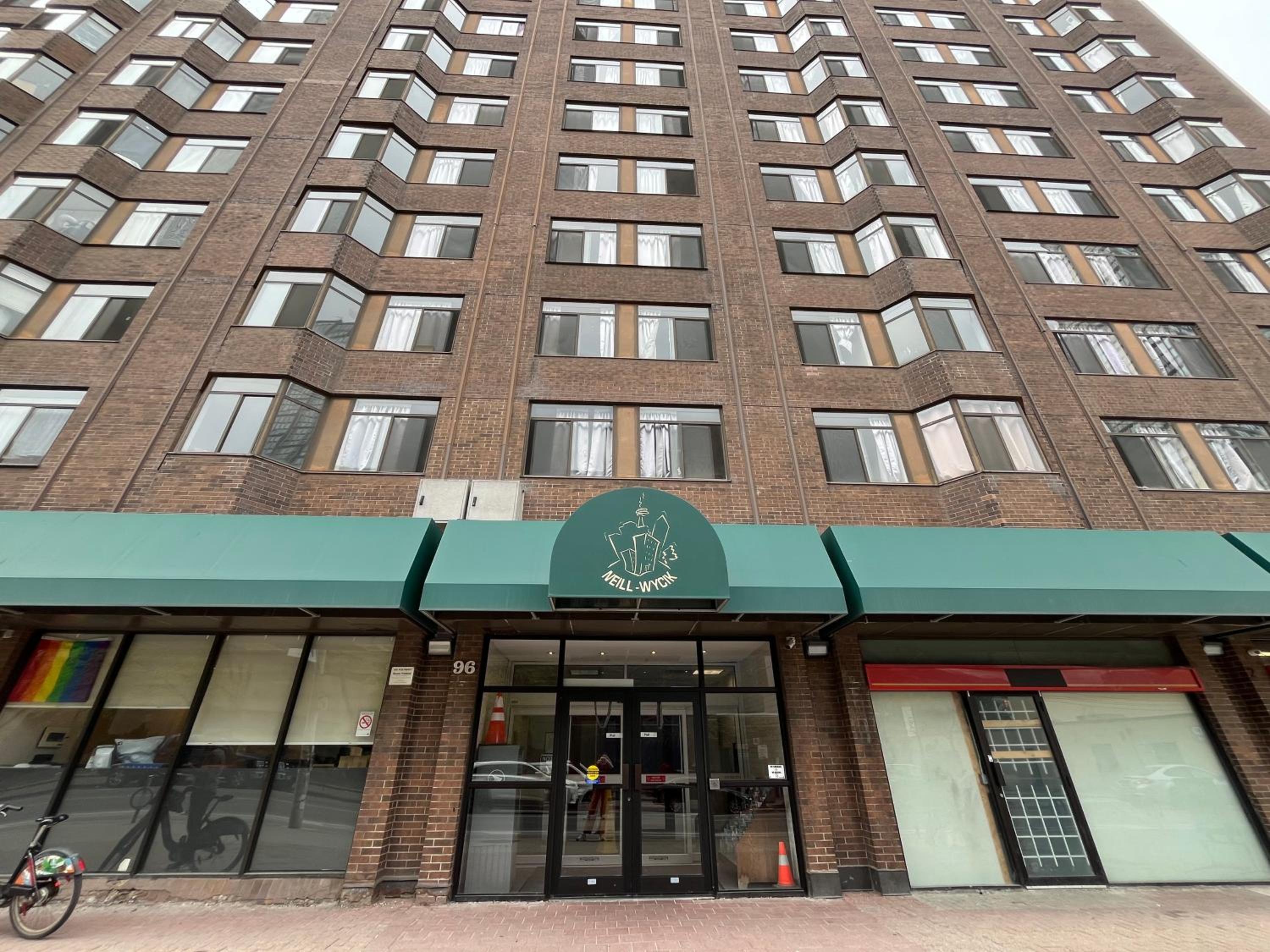 Neill-Wycik Backpackers Hotel 2/31