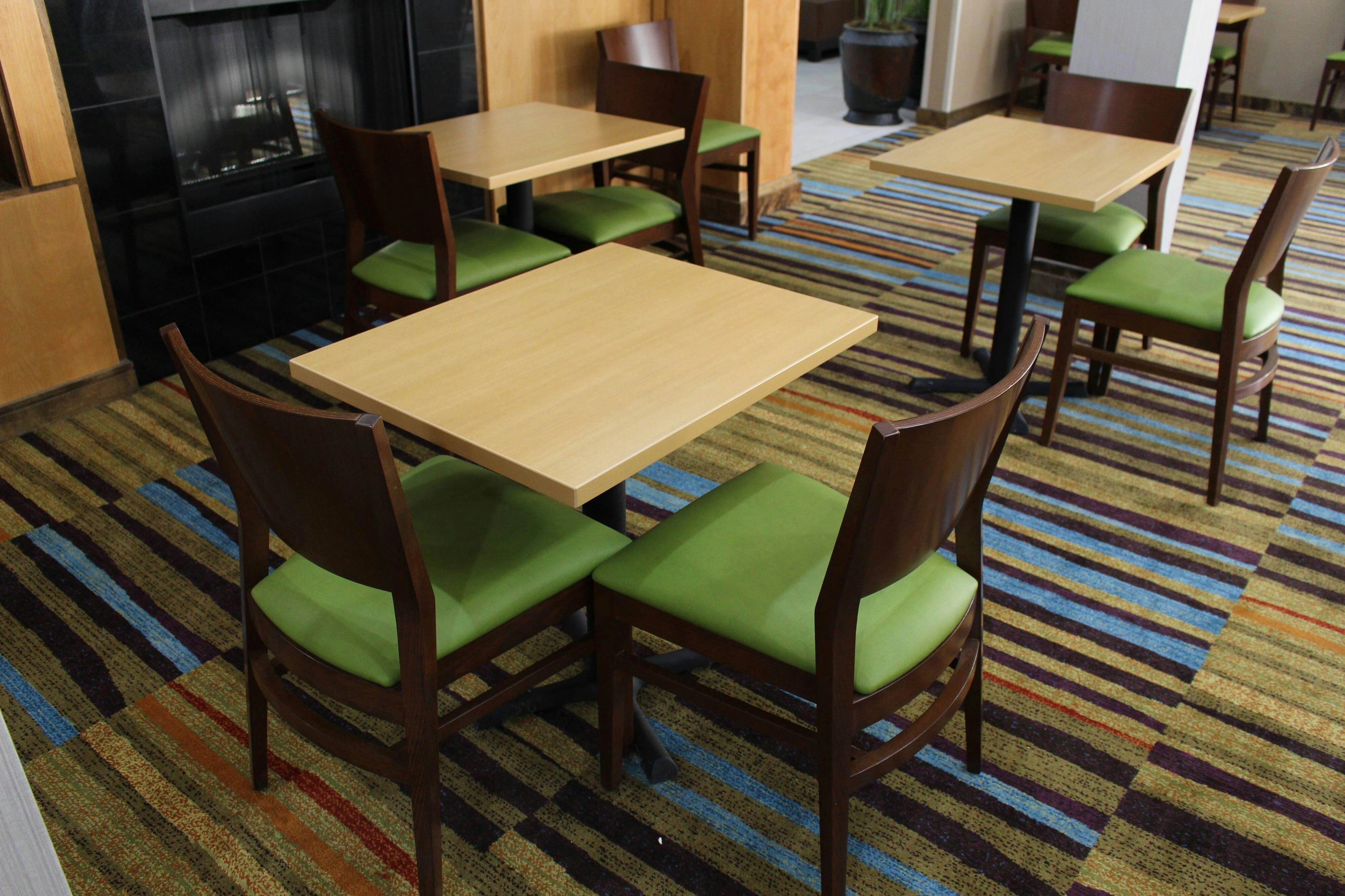 Fairfield Inn Suites Kansas City Liberty 33/40