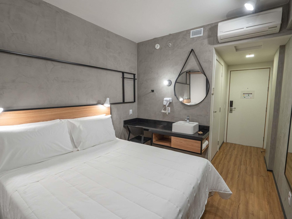 ibis Guarapuava 8/50