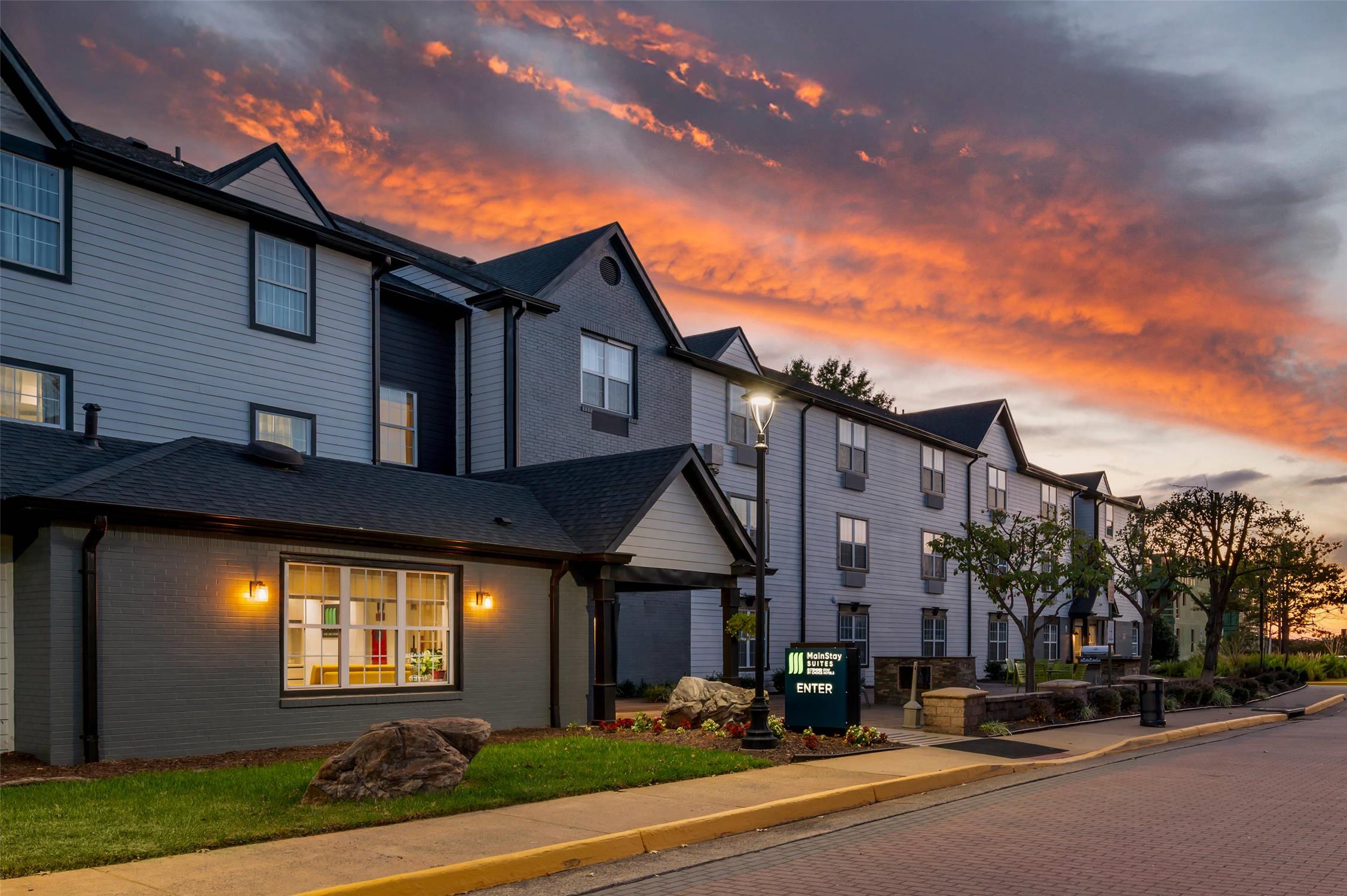 MainStay Suites Sterling near Dulles Town Center 1/19