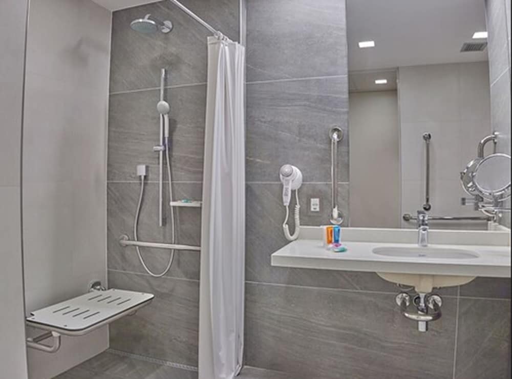 Rio Hotel By Bourbon Campinas 11/66