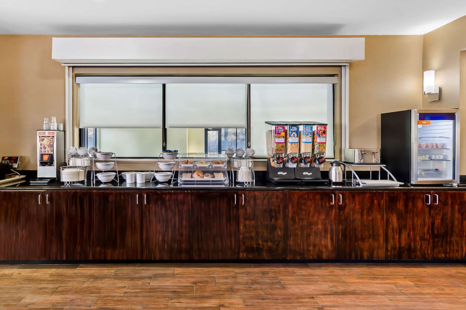 Comfort Suites Salem Roanoke I 81 7/24