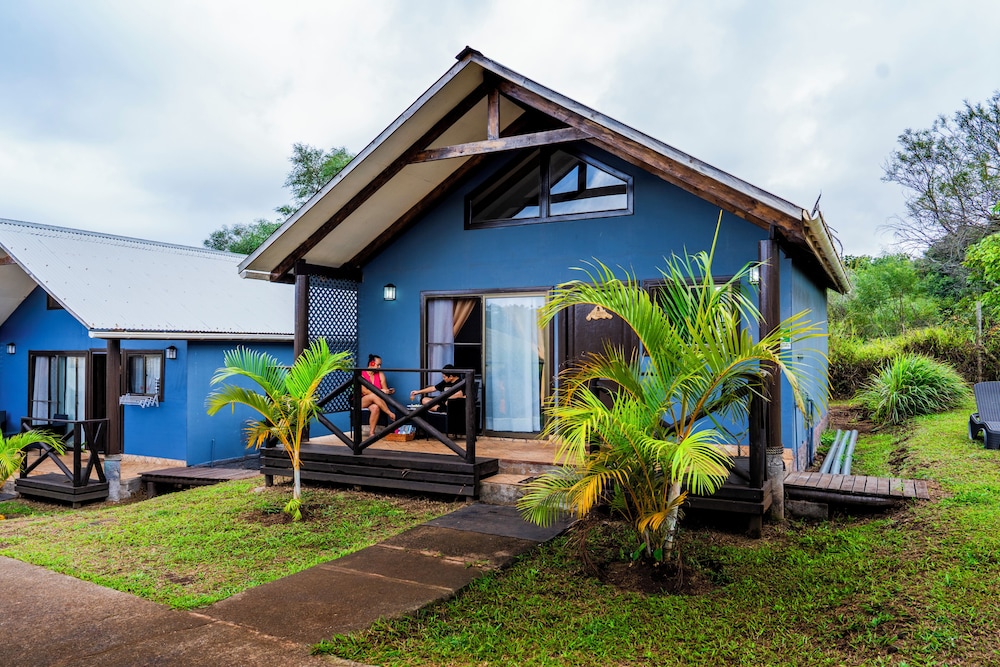 Hotel Y Cabanas Henua Iti 1/50