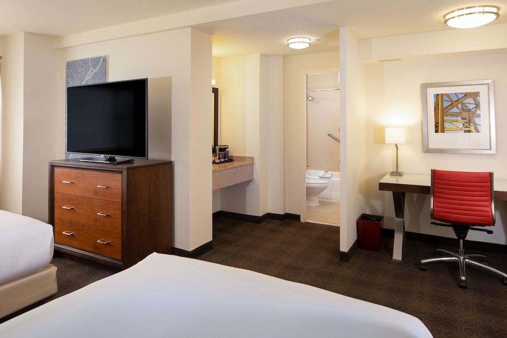 DoubleTree by Hilton Hotel & Suites Pittsburgh Downtown 21/81