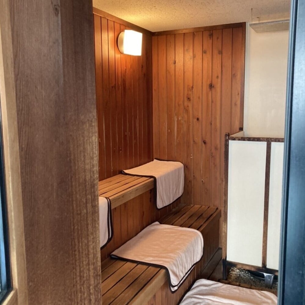 Candeo Hotels Ozu 32/45