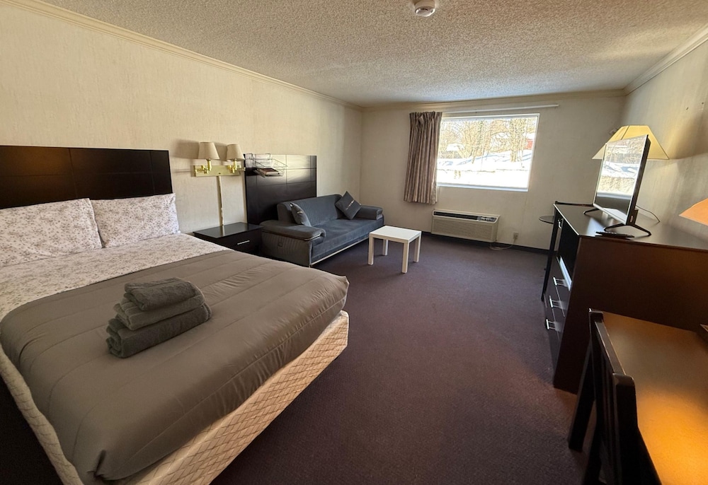 French Creek Inn 8/42