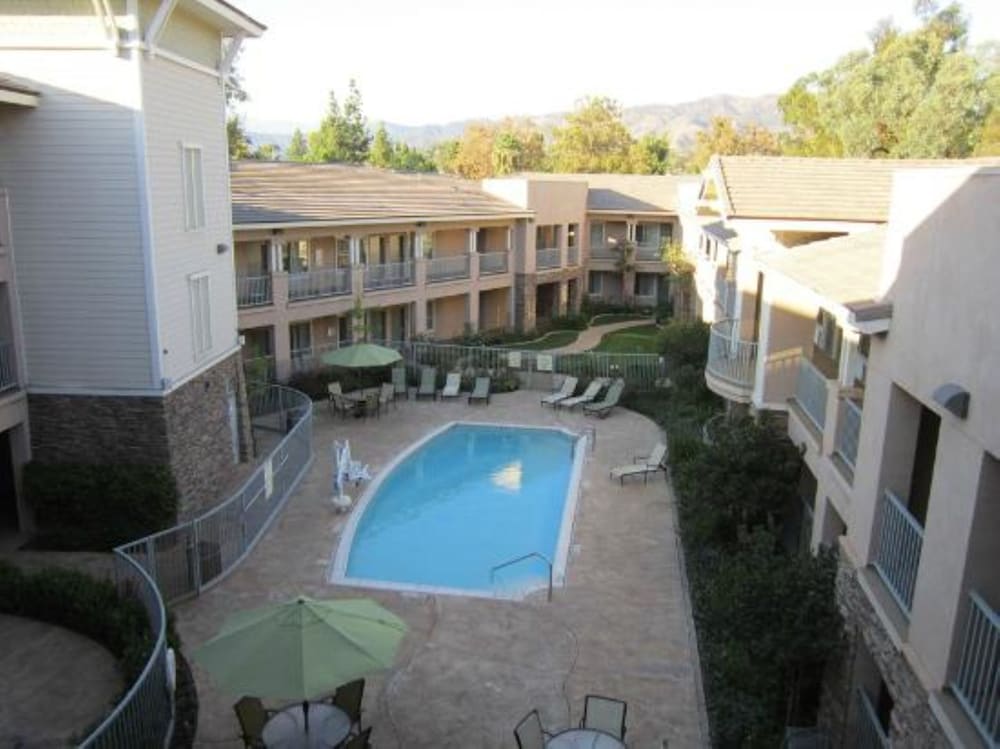 Holiday Inn Express Hotel Suites San Dimas 5/54