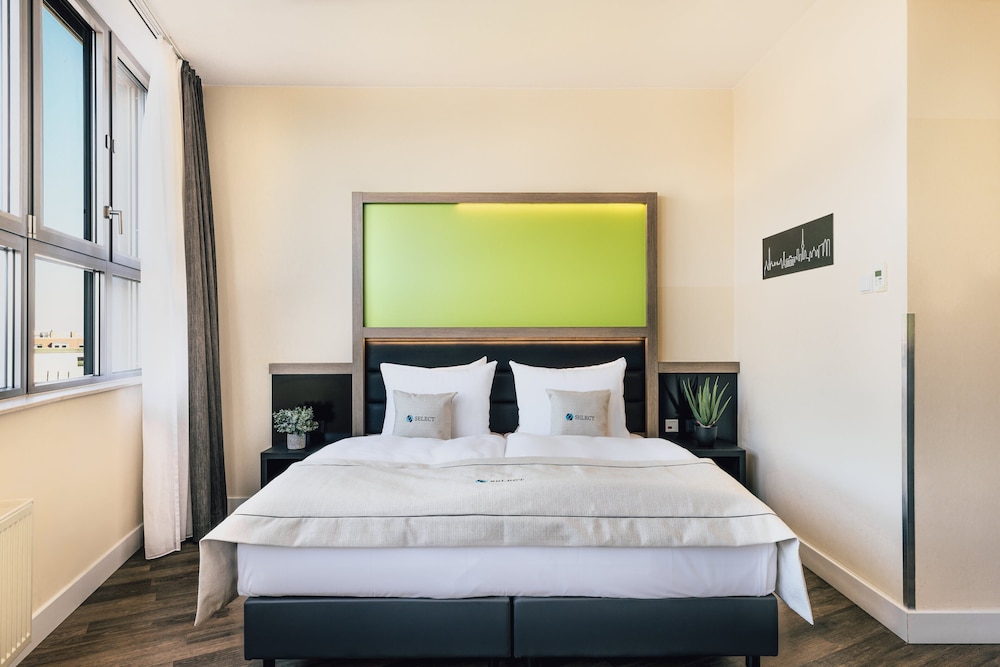 Garner Hotel Berlin - Charlottenburgm, an IHG Hotel 20/82