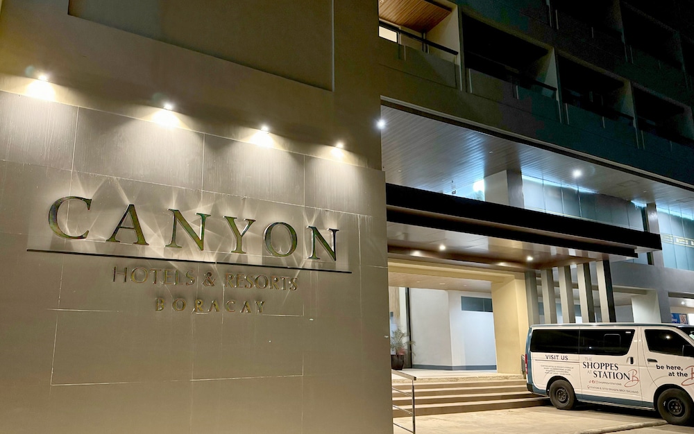 Canyon Hotels Resorts Boracay 6/50