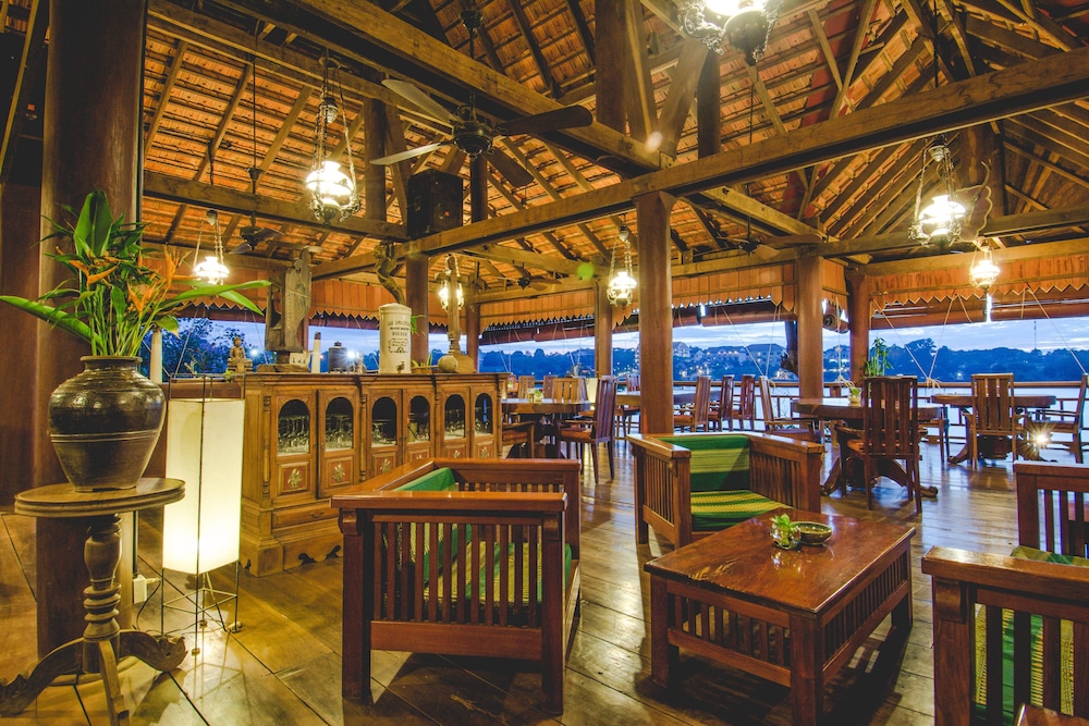 Terres Rouges Lodge 33/50