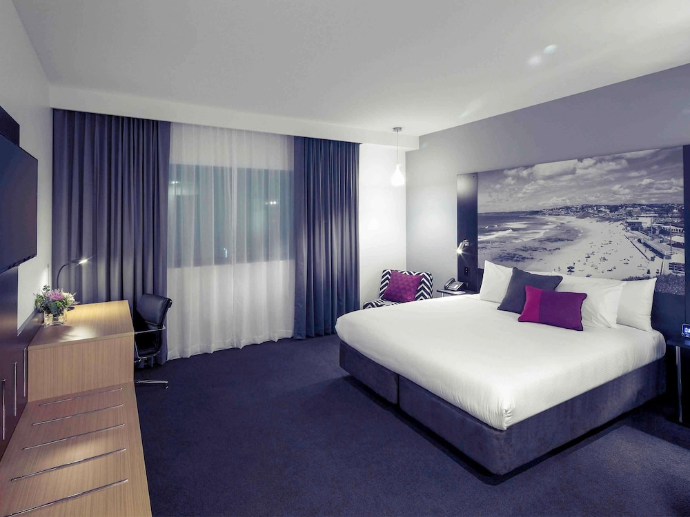 Mercure Newcastle Airport 12/50
