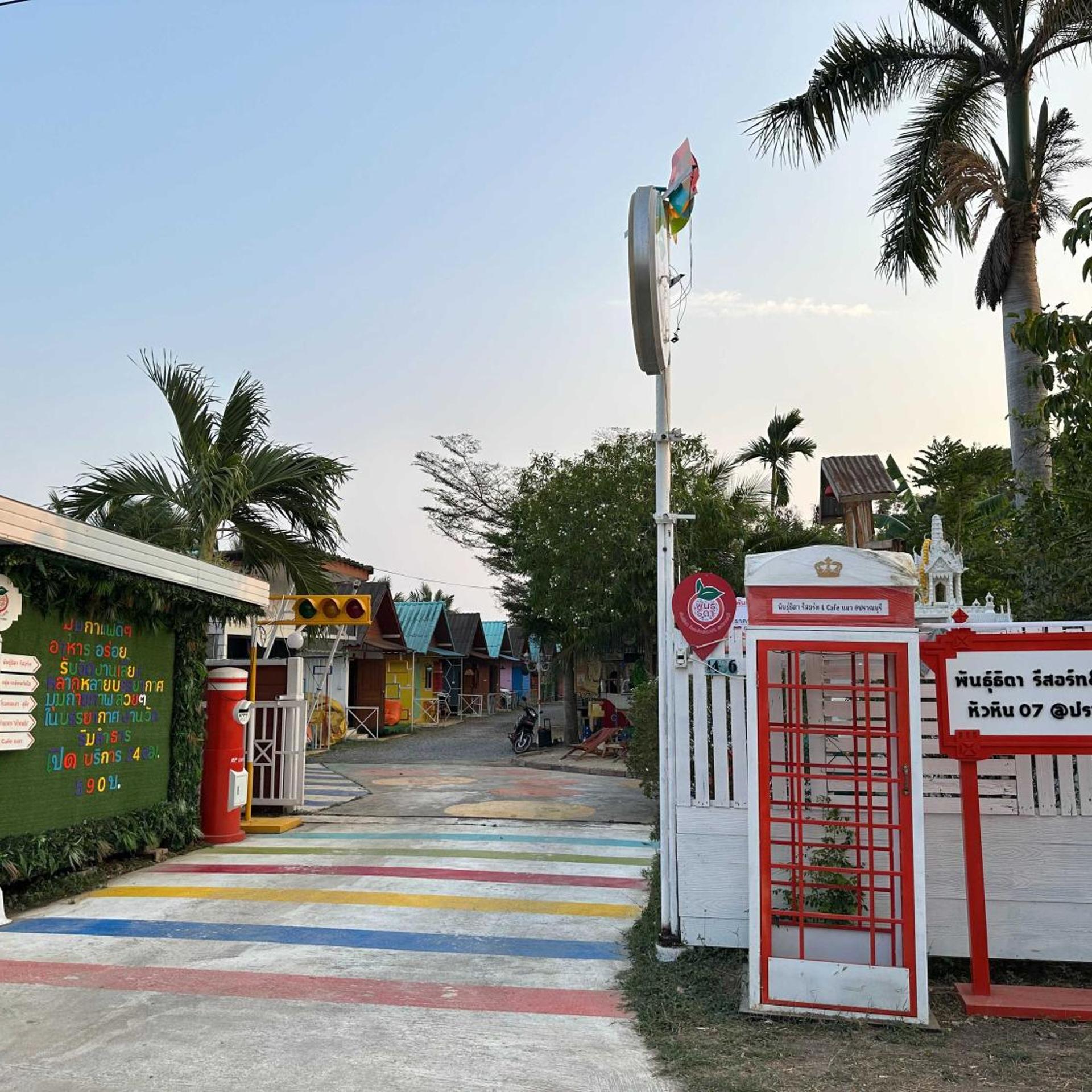 OYO 75539 Phanthida Resort and Cafe 20/24