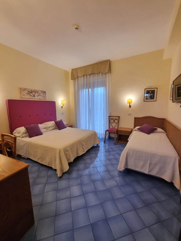 Hotel Girasole 12/55