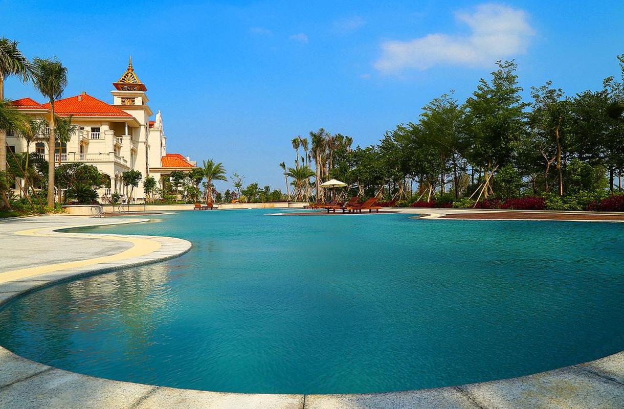 Royal Seaside Hotel and Hot Springs Xiamen 32/37