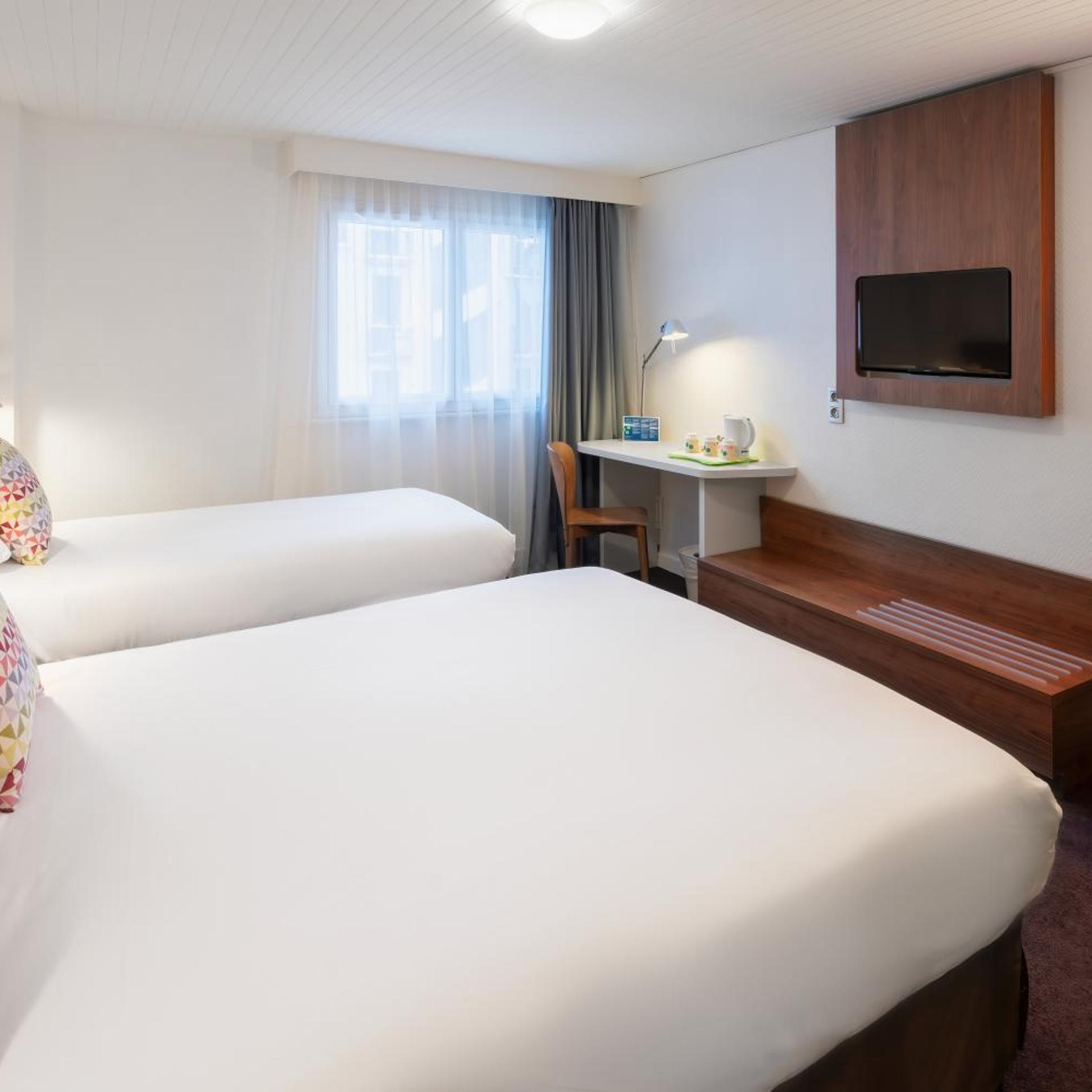 Next Generation, 1 Double and 1 Single Bed