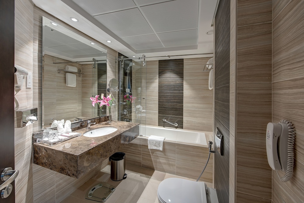 Omega Hotel Dubai 43/49