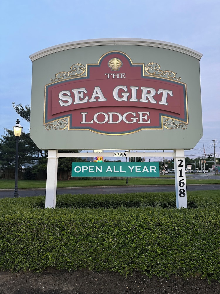 Sea Girt Lodge 3/72