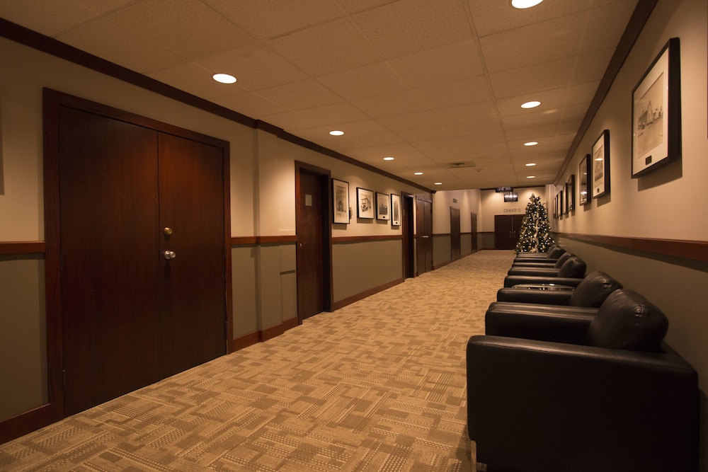 Ramada By Wyndham Northern Grand Hotel Conference Centre 43/58