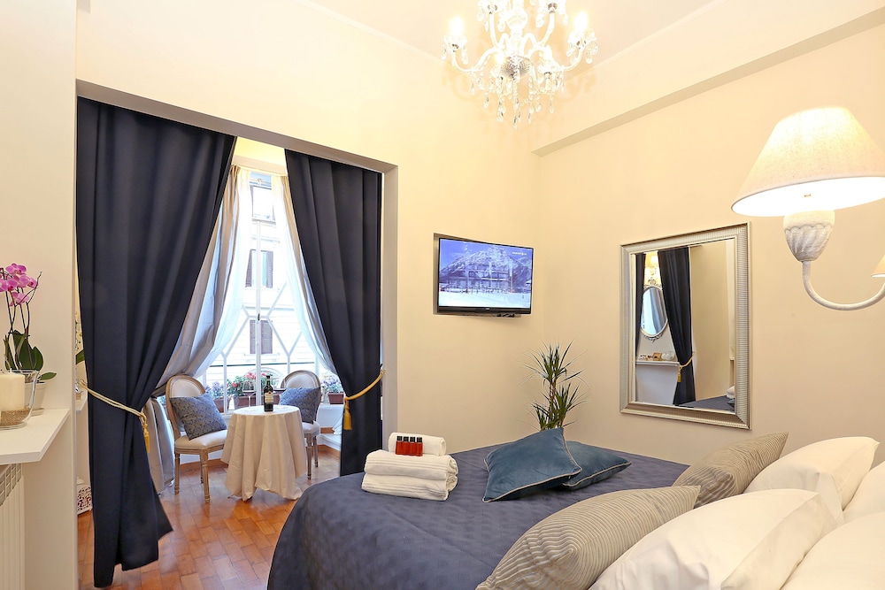 Liberty Rome Suites 55/68