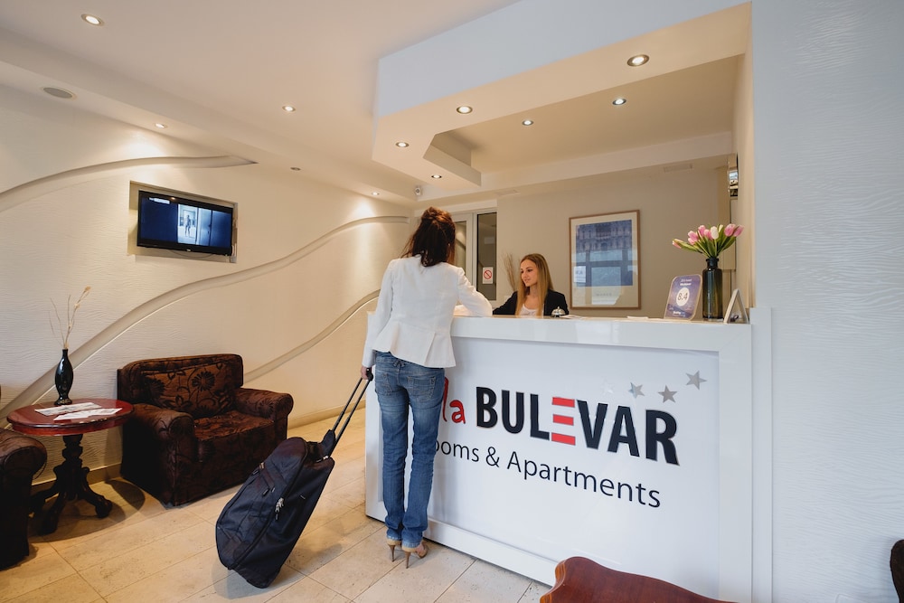 Vila Bulevar 4/73