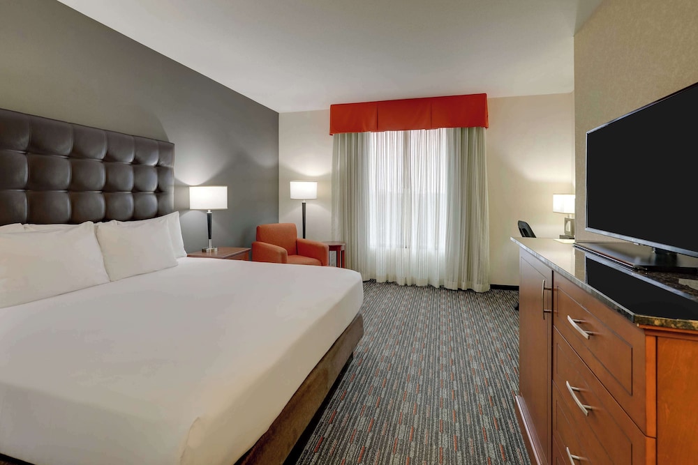 Drury Inn Suites Charlotte Arrowood 10/50