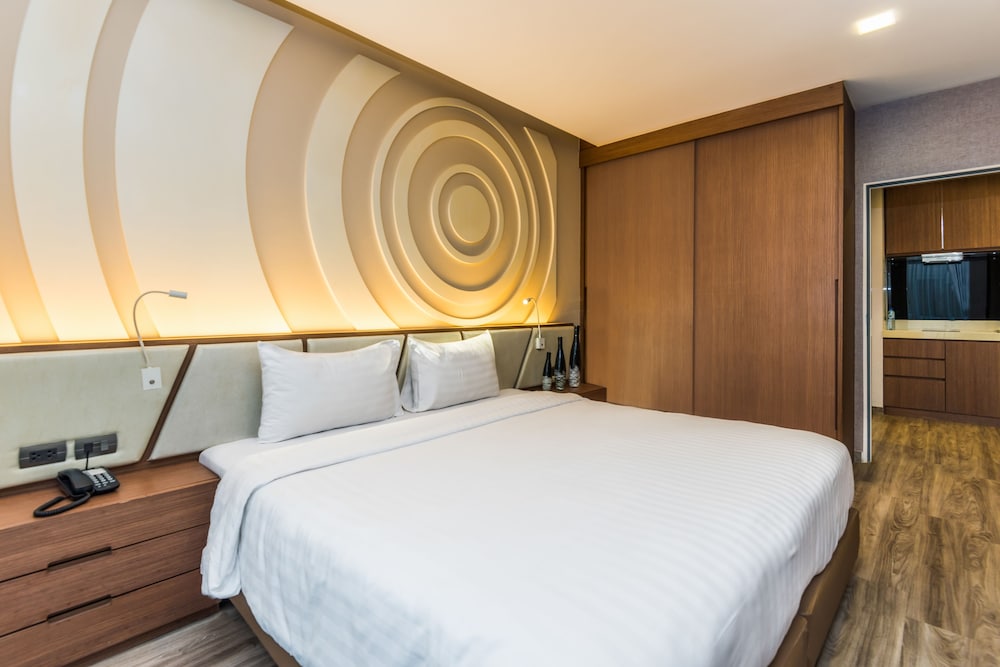 Olive Bangkok Hotel 24/46