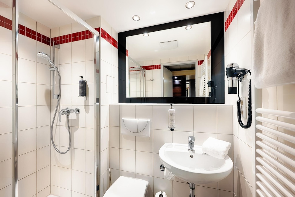 Premier Inn Cologne City Centre hotel 47/50