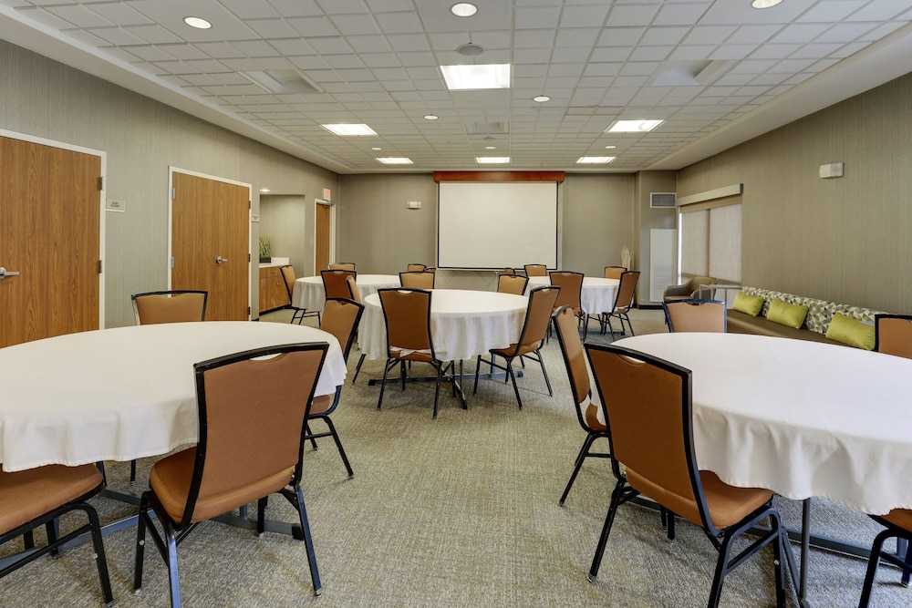 Springhill Suites Dayton South Miamisburg 40/51