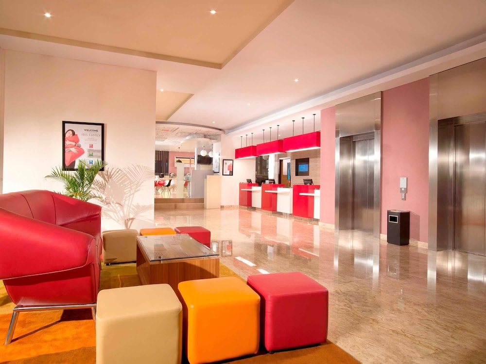 Ibis Jakarta Senen 32/56