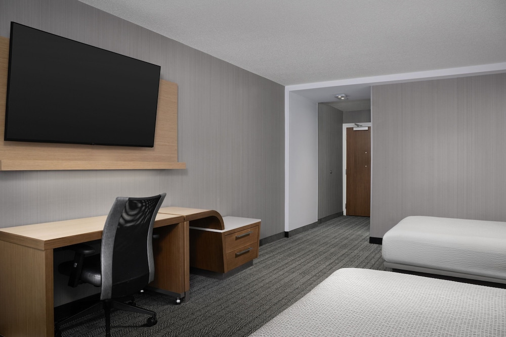 Courtyard Philadelphia Bensalem 48/56