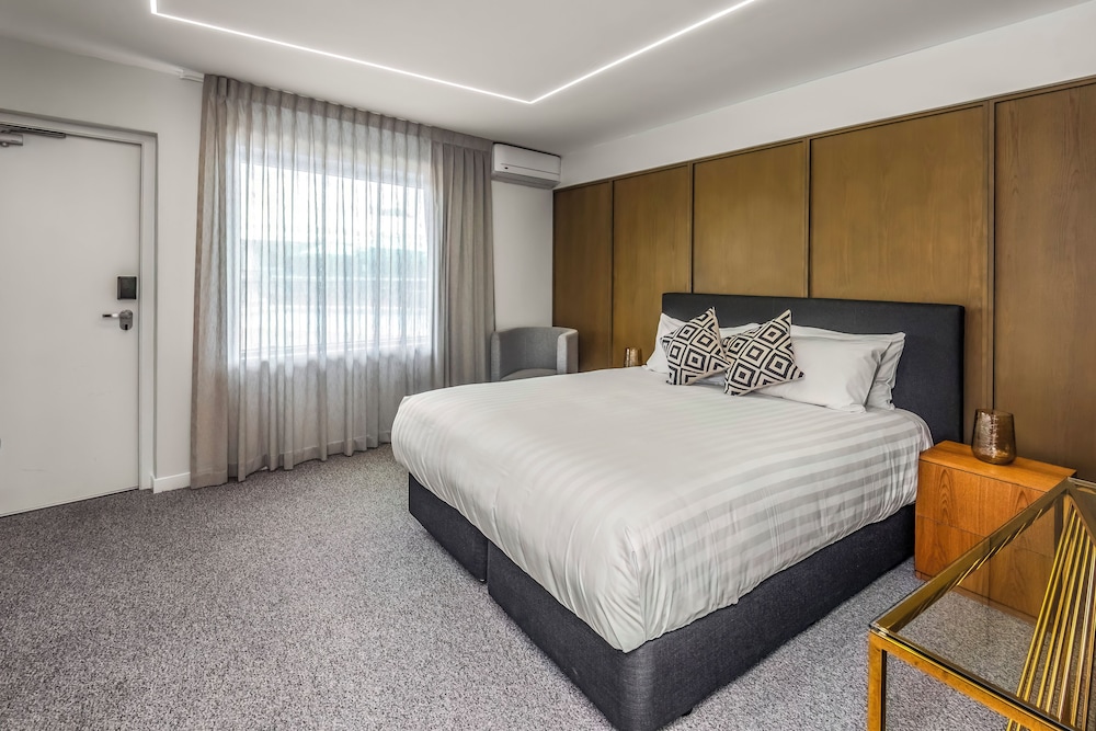 Poenamo Hotel 29/62