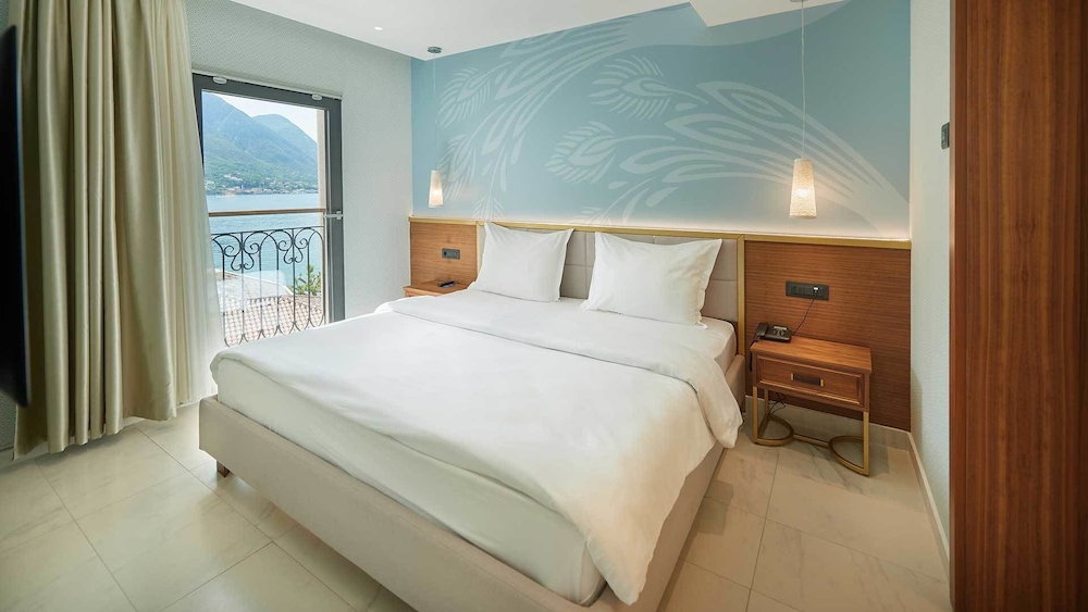 Huma Kotor Bay Hotel & Villas 9/79