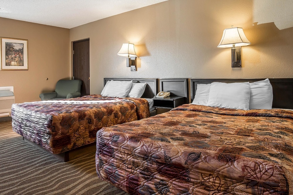Rodeway Inn Cheyenne I-80 East 14/29