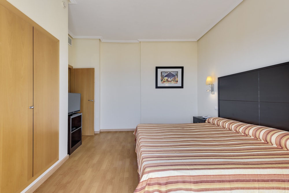 Cabogata Beach Hotel Spa 25/68