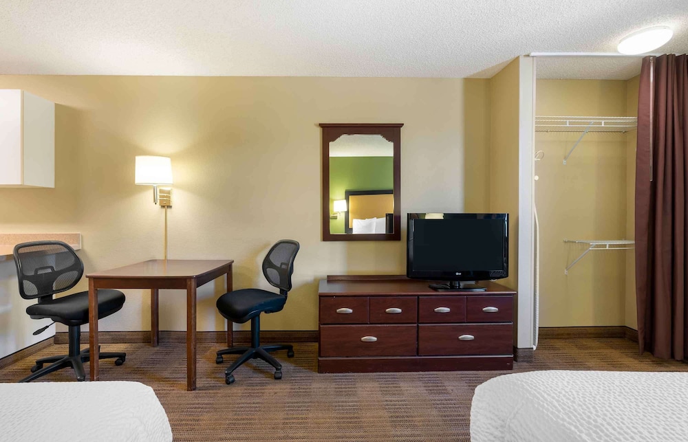Extended Stay America Reno - South Meadows 46/59