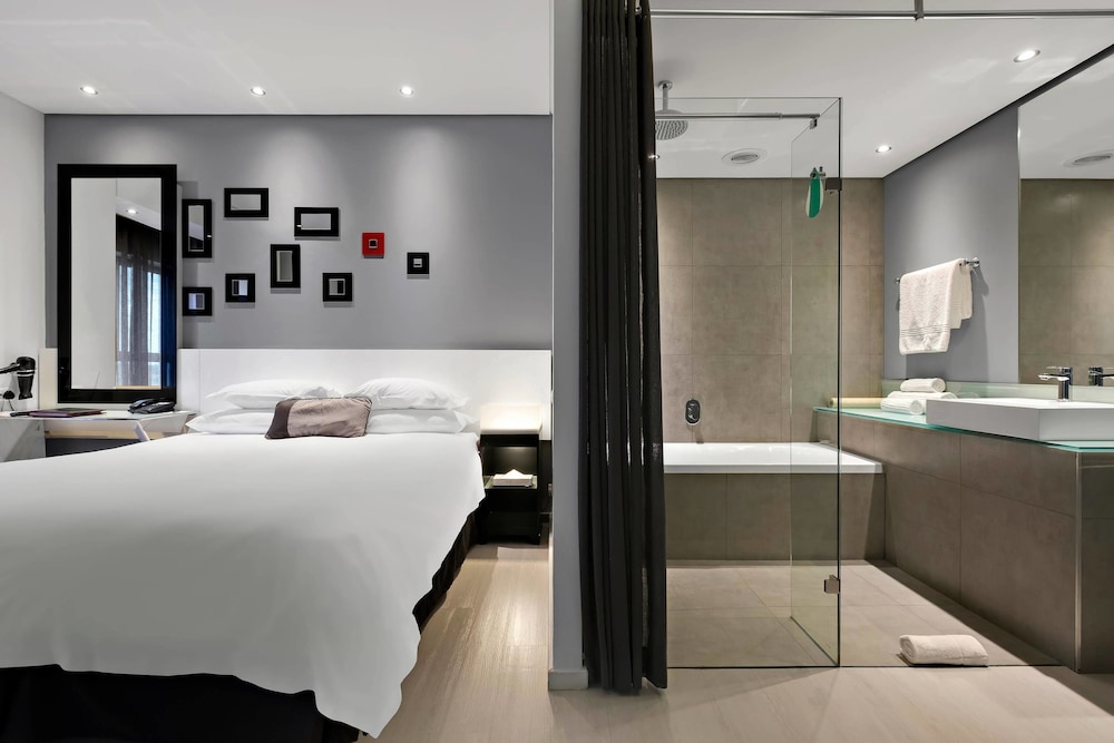 Protea Hotel Fire And Ice Menlyn 25/59