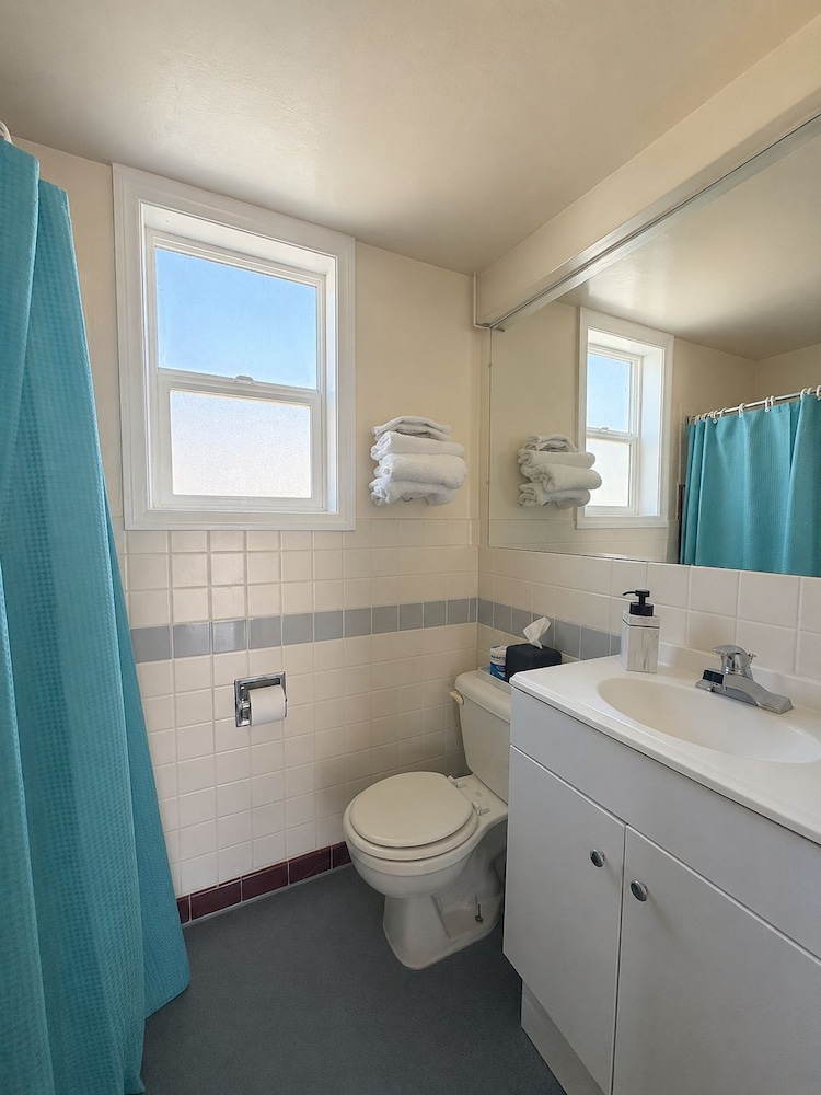 Mission Bay Motel 28/31