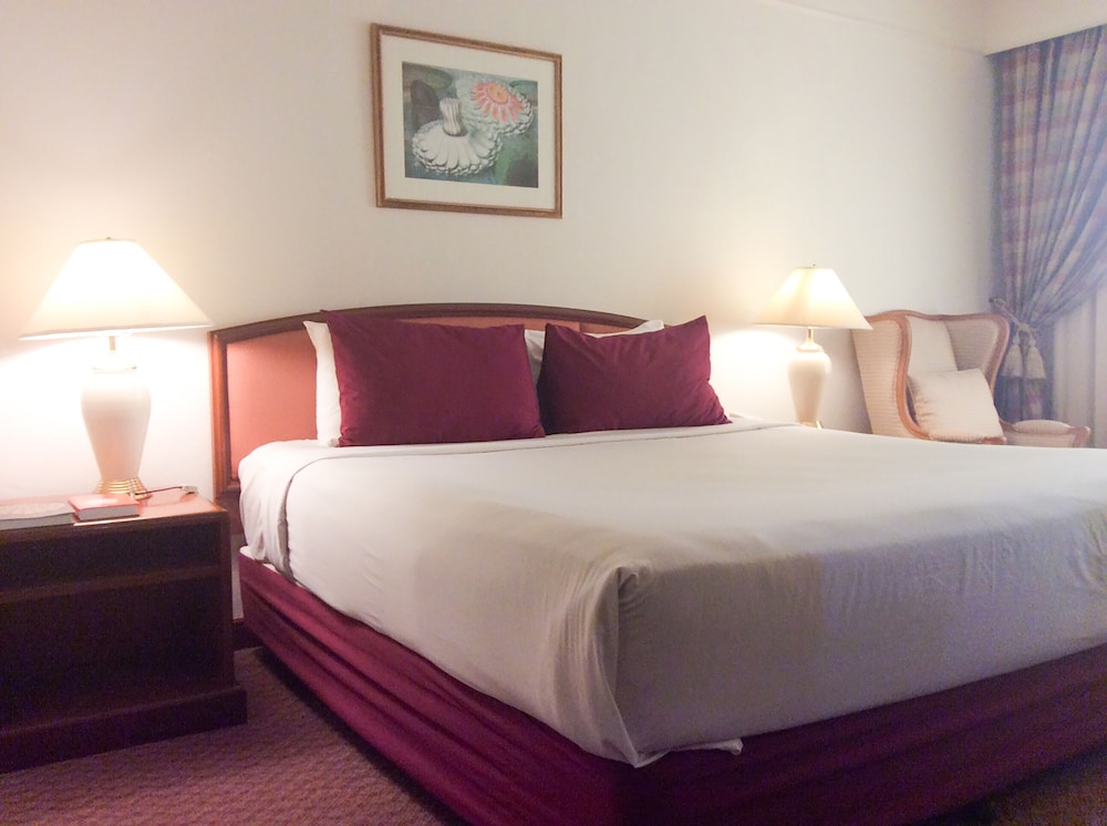 Imperial Narathiwat Hotel 24/67