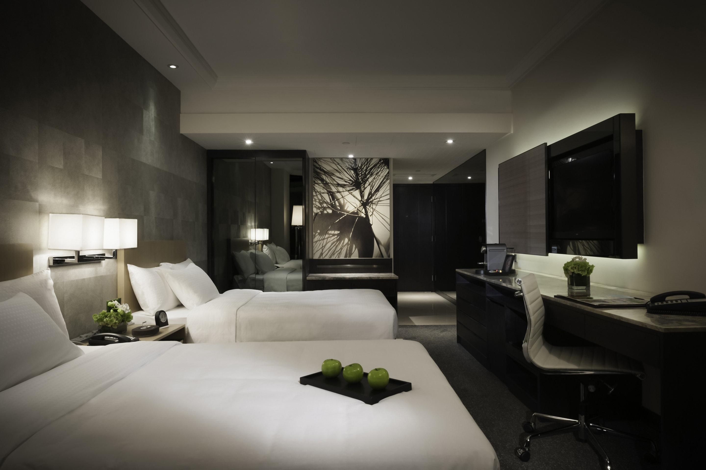 Gateway Hotel 16/50