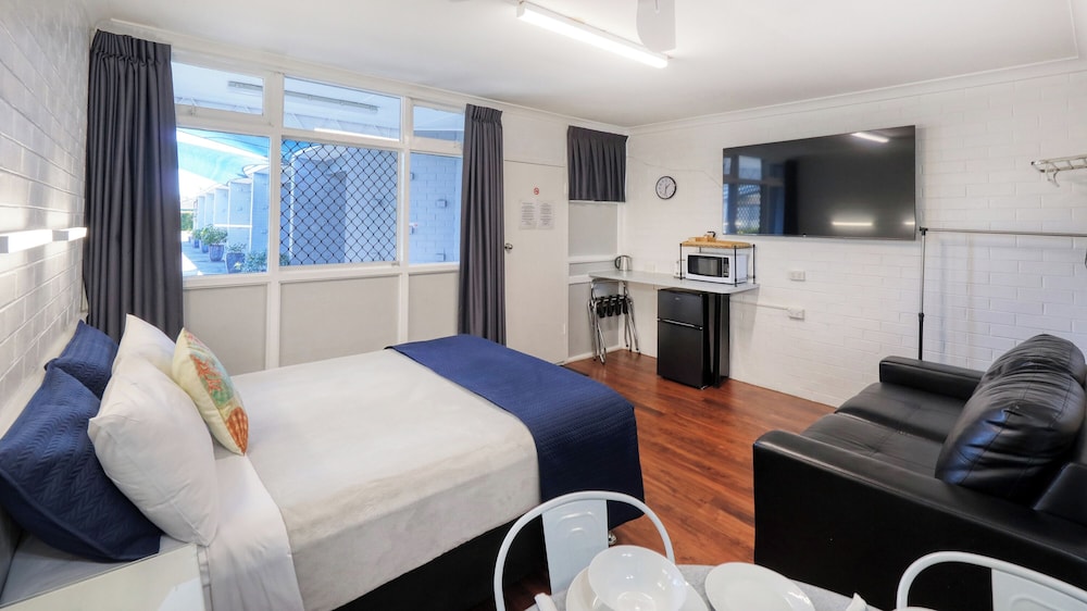 Almare Tourist Motel 32/50