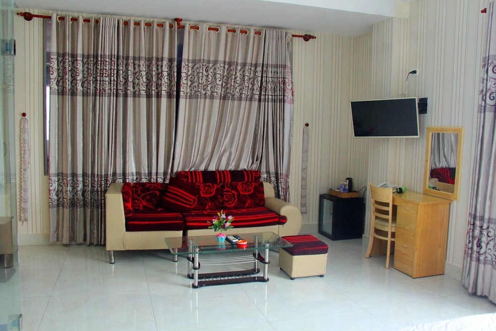 Yen Vy 04 Luxury Hotel 21/33