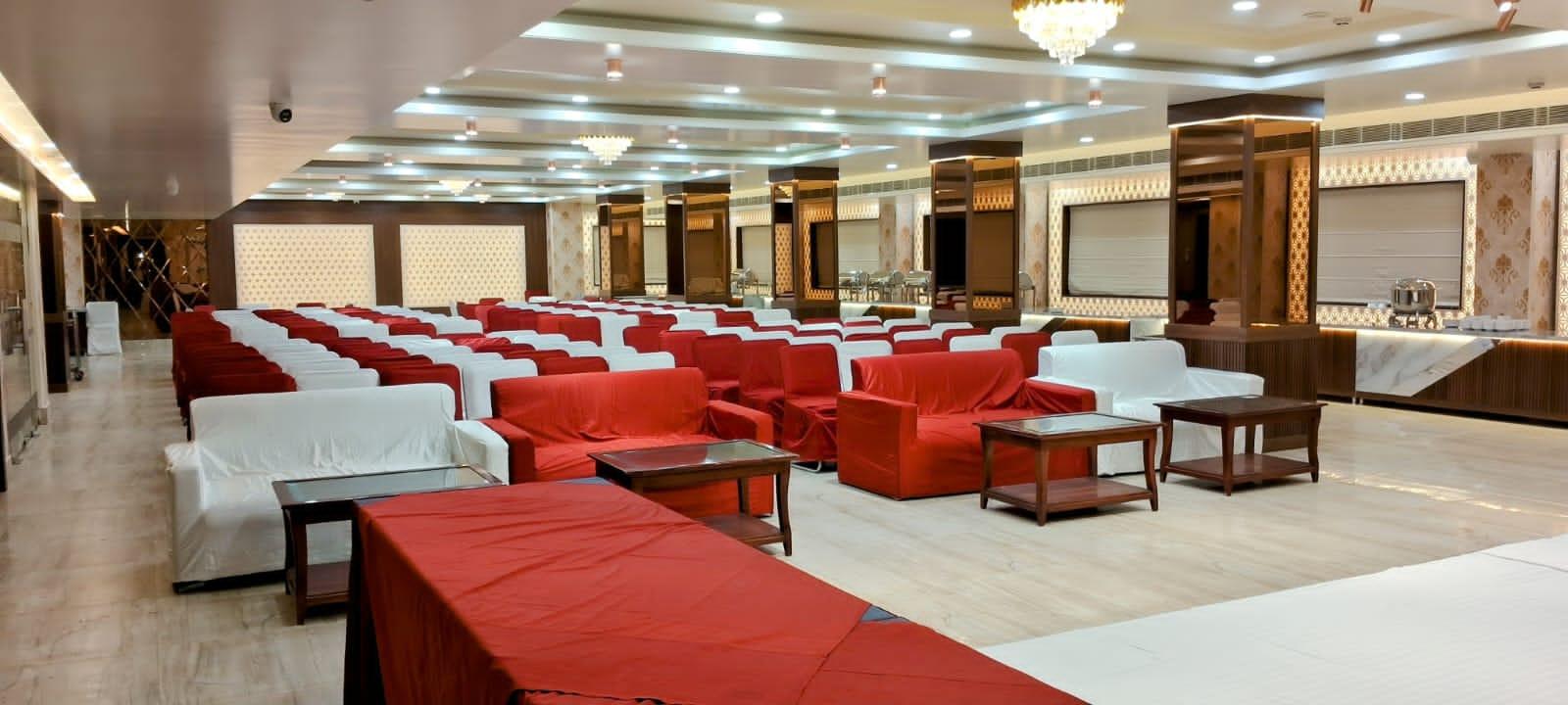 Madhuvan Palace 28/33