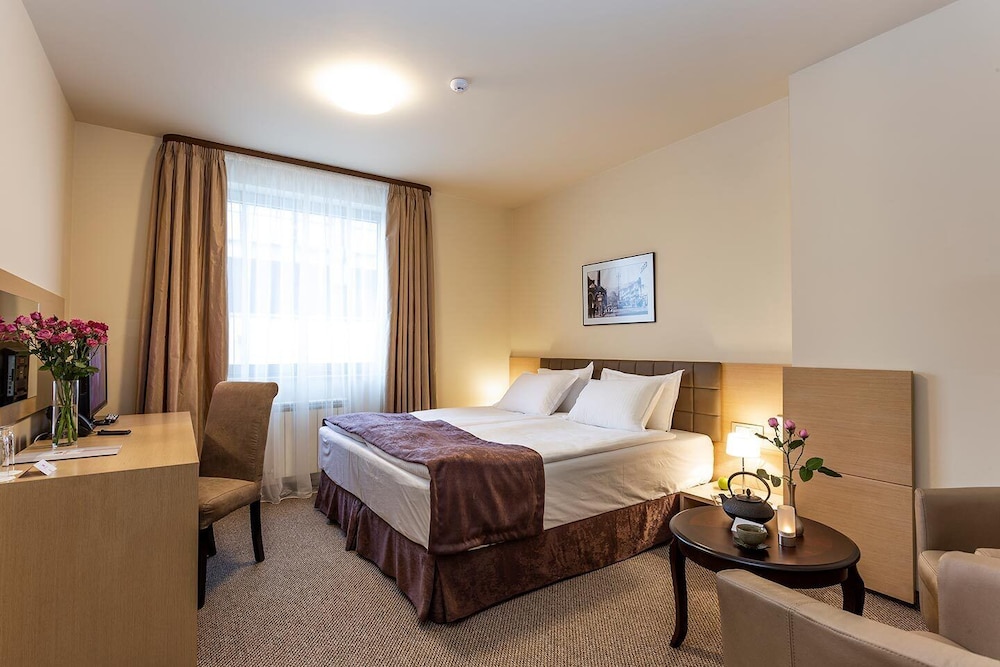 Hotel Sofia Palace By Hmg 8/46