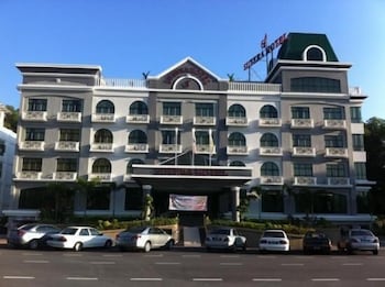 Sutera Hotel 4/43