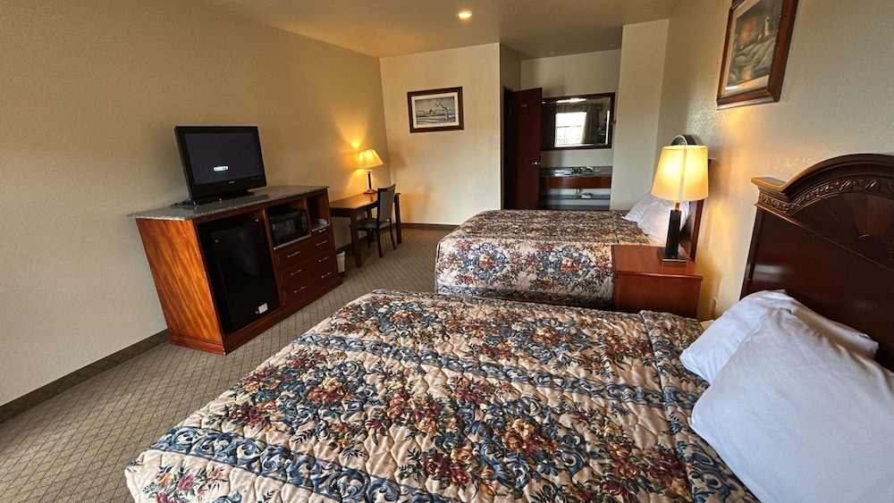 HiWay Inn Express Kiowa Hwy 69 33/55