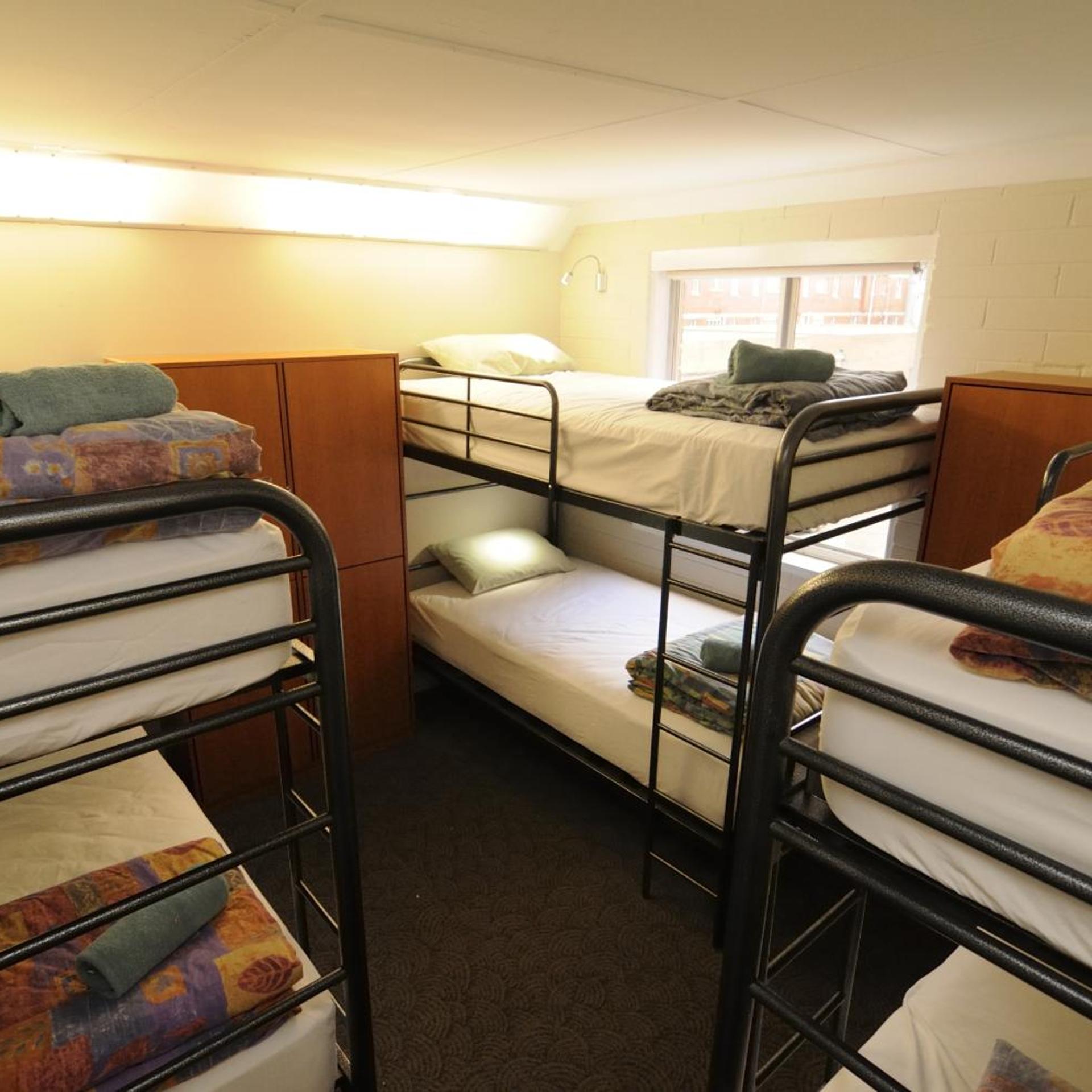 Kangaroo Inn 16/50