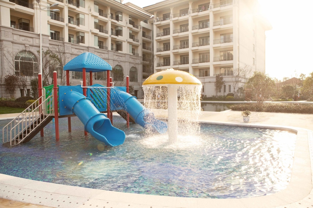 Country Garden Phoenix Hotel Taizhou 12/18