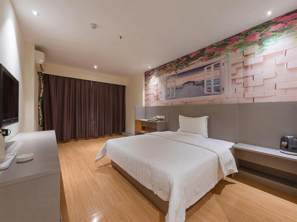 7 Days Inn (Foshan Zumiao Metro Station, Weiguo Road) 30/50